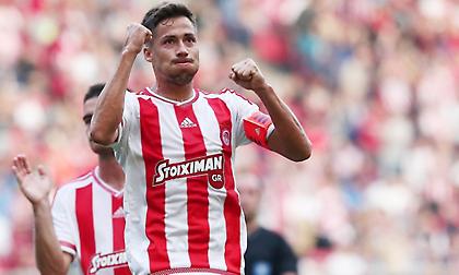 Φουστέρ: «Χρόνια πολλά Θρύλε μου»