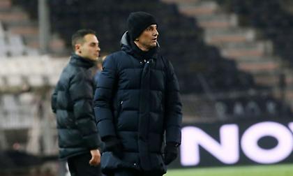 Λουτσέσκου: «Έχουμε έλλειψη αυτοπεποίθησης - Υπάρχει πίεση προς όλους»