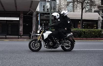 Συνελήφθη 20χρονος για ληστεία και απόπειρα βιασμού 36χρονης στα Εξάρχεια