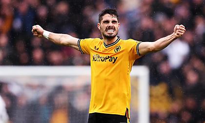 Η μισή Premier League στα… πόδια του Πέδρο Νέτο