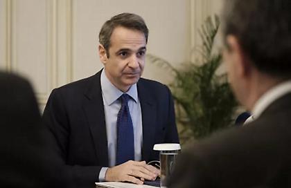 Γιατί η κυβέρνηση έβαλε «στο συρτάρι» τα σενάρια για το επίδομα Πάσχα