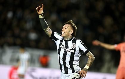 Τι κάνει ο ΠΑΟΚ: 3-0 με Τόμας και σκορ πρόκρισης από το ημίχρονο!