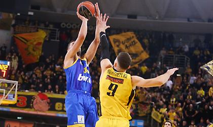 Περιστέρι bwin-Άρης (3η περίοδος)