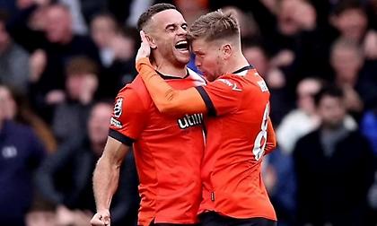 Σοκ στο τέλος για τη Νότιγχαμ - Νίκησε και ελπίζει η Μπέρνλι