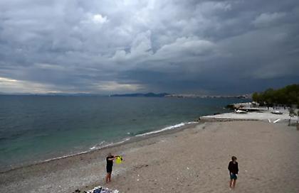 Άστατος ο καιρός της Κυριακής - Σε ποιες περιοχές θα βρέξει το απόγευμα