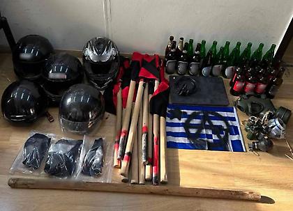 Αστυνομική επιχείρηση στην Πανεπιστημιούπολη: Φωτογραφίες από τα «πολεμοφόδια» που βρέθηκαν στις φοιτητικές εστίες