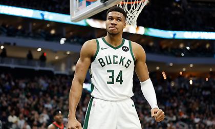 Νοκ άουτ για το αποψινό ματς των Μπακς με τους Σανς ο Γιάννης Αντετοκούνμπο!