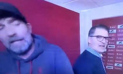 Τα πήρε με δημοσιογράφο ο Κλοπ: «Ήταν λίγο χαζή η ερώτηση, μάλλον δεν είσαι σε φόρμα»