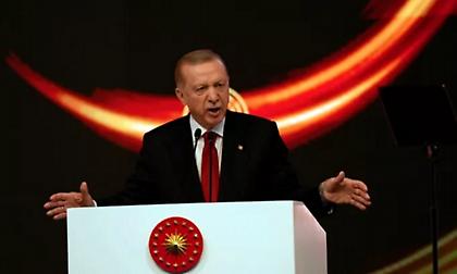 Ερντογάν εκτός ορίων: «Αν είχαμε πιέσει λίγο περισσότερο το 1974 θα είχαμε πάρει όλη την Κύπρο»