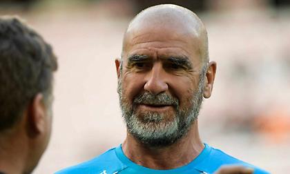 «Ψήνεται» επιστροφή Καντονά σε πόστο στη Μάντσεστερ Γιουνάιτεντ