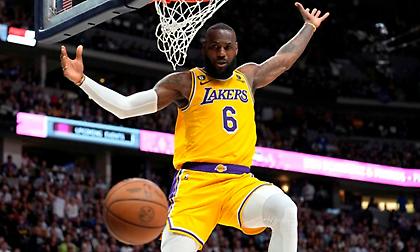 ΛεΜπρόν Τζέιμς: «Αυτοί οι δύο επηρέασαν περισσότερο το μπάσκετ μετά την εποχή του Τζόρνταν»