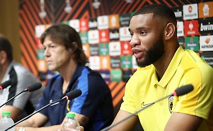 Κετσετζόγλου: «Τσεκάρει Μουκουντί ενόψει Ολυμπιακού ο Αλμέιδα»