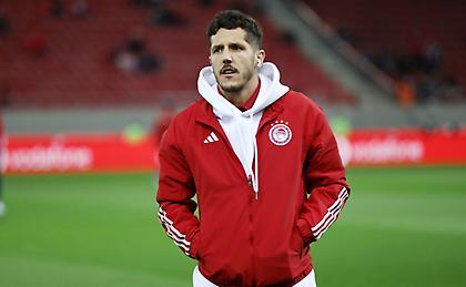 Νικολακόπουλος: «Μεγάλη υπόθεση για τον Ολυμπιακό να συνεχίσει έτσι ο Γιόβετιτς»