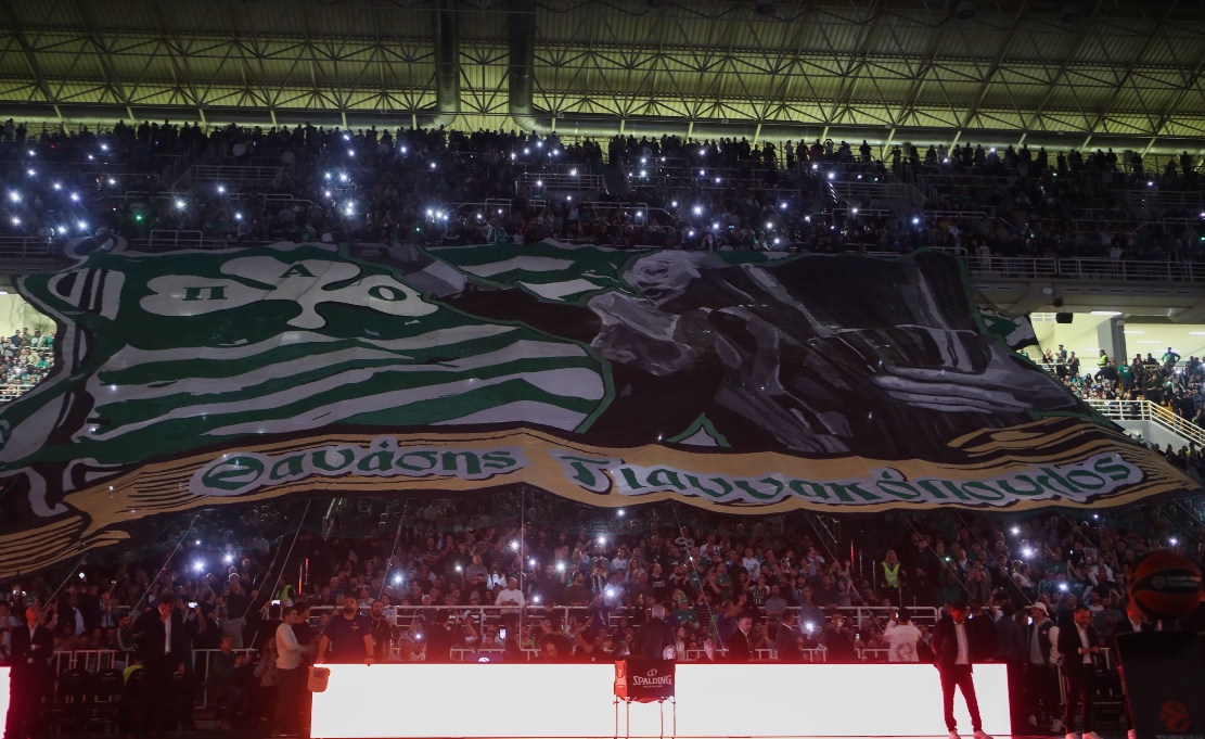 Παναθηναϊκός AKTOR: Το πανό των «πράσινων» στην μνήμη του Θανάση Γιαννακόπολου