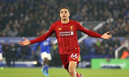 Ρεάλ Μαδρίτης: «Βλέπει» τον Αλεξάντερ Άρνολντ