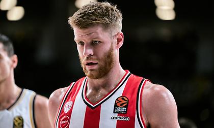 Χωρίς Γουόκαπ και Πετρούσεφ ο Ολυμπιακός στην Πάτρα