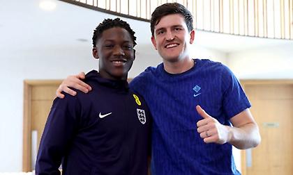 Μαγκουάιρ: «Ο Μαϊνού μου θυμίζει τον Μπέλιγχαμ»!