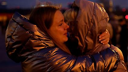 Ρωσία: «Έπεσα στο πάτωμα και προσποιήθηκα ότι είμαι νεκρή» - Συγκλονίζουν οι μαρτυρίες των θυμάτων