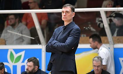 Μπαρτζώκας: «Είμαστε πολύ ευχαριστημένοι από κάποια παιδιά, παίξαμε σοβαρά για τρία δεκάλεπτα»