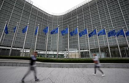 Στο στόχαστρο της Κομισιόν Apple, Alphabet και Meta