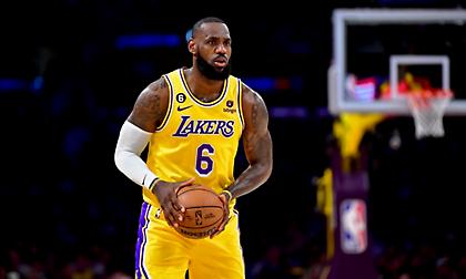 Χωρίς ΛεΜπρόν στη ματσάρα με τους Μπακς οι Λέικερς - Αποδεκατισμένη η ομάδα του LA