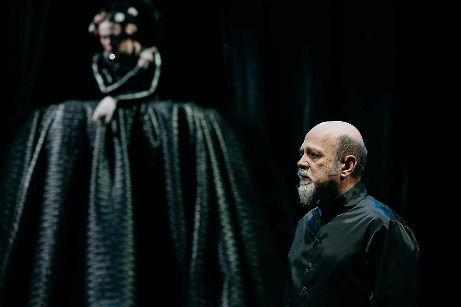 Συν & Πλην: «Περλιμπλίν και Μπελίσα» στο Θέατρο Πορεία