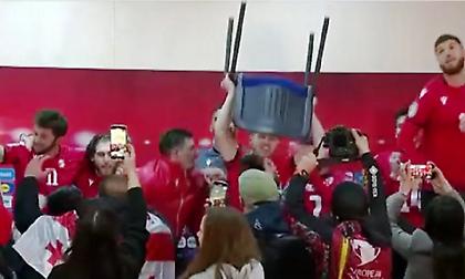 «Έκσταση» για τους παίκτες της Γεωργίας, συνέχισαν το γλέντι στην αίθουσα Τύπου