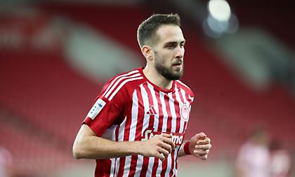 Νικολακόπουλος: «Η εκτίμησή μου είναι ότι ο Φορτούνης μπορεί να μείνει στον Ολυμπιακό»