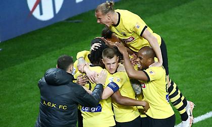 Συνέχισε κομπλέ ενόψει Ολυμπιακού η ΑΕΚ