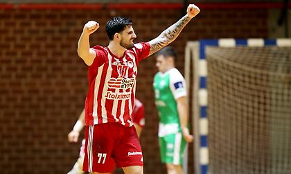 Θρυλική πρόκριση του Ολυμπιακού στα ημιτελικά του EHF European Cup!