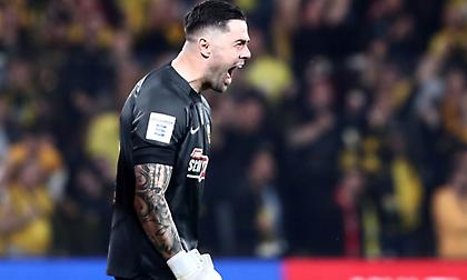 Αθανασιάδης: «Αφιερώνω το βραβείο MVP στον γιο μου, αν δεν ήταν αυτός θα τα είχα παρατήσει»