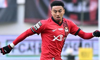 Ασύλληπτο θάψιμο σε Λίνγκαρντ από τον προπονητή της Σεούλ: «Δεν είναι ποδοσφαιριστής κάποιος που δεν μπορεί να τρέξει»