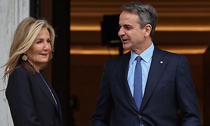 Μητσοτάκης: «Στοχοποιείται βάναυσα η Μαρέβα επειδή είναι σύζυγός μου»