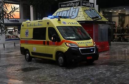 Σοβαρό τροχαίο στην Καλλιθέα με δύο τραυματίες