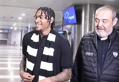 Έφτασε στη Θεσσαλονίκη για λογαριασμό του ΠΑΟΚ ο Πόρτερ Τζούνιορ!