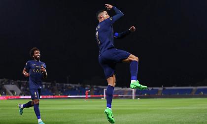 Παράτα μας, ρε Κριστιάνο: Χατ τρικ με τρεις γκολάρες και δύο ασίστ από το ημίχρονο!