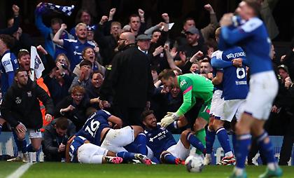 Σπάει το ρεκόρ της Σάντερλαντ: Ασύλληπτο θρίλερ για την απευθείας άνοδο με τρεις ομάδες στον πόντο στην Championship!