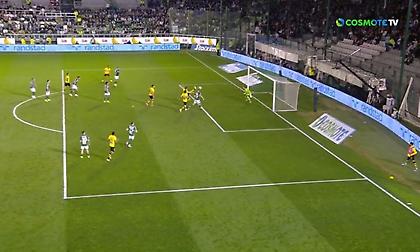 Πιέζει για την ισοφάριση η ΑΕΚ με δύο καλές στιγμές