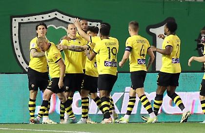 Λάθος του Χουάνκαρ, ασίστ Ελίασον σε Βίντα και 1-0 η ΑΕΚ