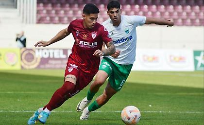 «Αφού κέρδισαν τα δελτία, τελειώστε τους με τη διαιτησία»: Καυστική ανακοίνωση της ΑΕΛ για το ντέρμπι με τον Λεβαδειακό