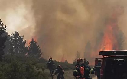 Οριοθετήθηκε η πυρκαγιά στα Πιέρια Όρη