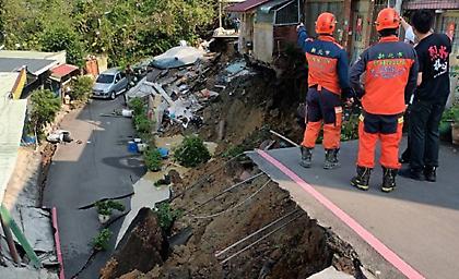 Τουλάχιστον ένας νεκρός και 50 τραυματίες από τον σεισμό 7 Ρίχτερ στην Ταϊβάν - Κτίρια κατέρρευσαν, δεκάδες μετασεισμοί