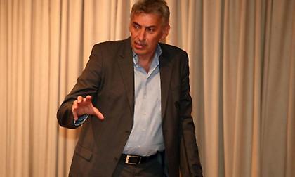 Φασούλας κατά Λιόλιου: «Ψαρεύει σε θολά νερά με μικροπολιτικές κινήσεις»