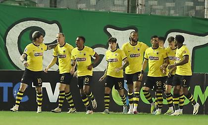 Τσακίρης: «Να μεγαλώσει τα καλά της διαστήματα η ΑΕΚ - Μια νίκη με τον ΠΑΟΚ θα φέρει πολλά οφέλη με βάση το πρόγραμμα»