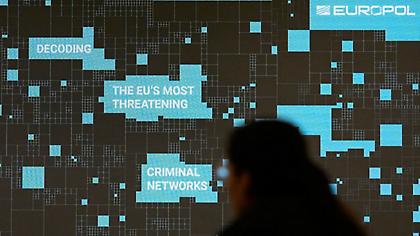 Πώς δρουν οι πιο επικίνδυνες συμμορίες της Ευρώπης: «Αρχηγείο» στο Ντουμπάι, «βιτρίνες» ακίνητα και ξενοδοχεία