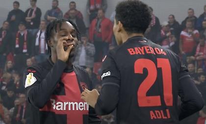 Λεβερκούζεν: Ο πανηγυρισμός των παικτών με… τσιγάρο για τη νομιμοποίηση της κάνναβης!