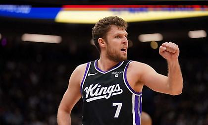 Διψήφιος Βεζένκοφ, αλλά ήττα για Κινγκς στη Νέα Υόρκη