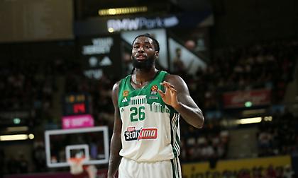 Λεσόρ: «Δεν κατάλαβα τις αποφάσεις των διαιτητών - Ήταν σαν να παίζαμε στο ΟΑΚΑ»