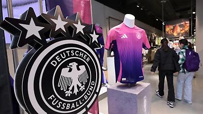 Η Nike κατάφερε τεράστια νίκη στο γήπεδο της Adidas, αλλά ίσως υπάρχει ένα τελευταίο τανγκό για την εθνική Γερμανίας!