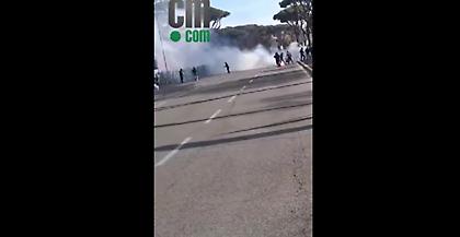 Ξεκίνησε από… νωρίς το ντέρμπι: Ξύλο οπαδών της Ρόμα με αυτούς της Λάτσιο